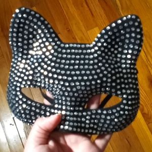 Feline mask